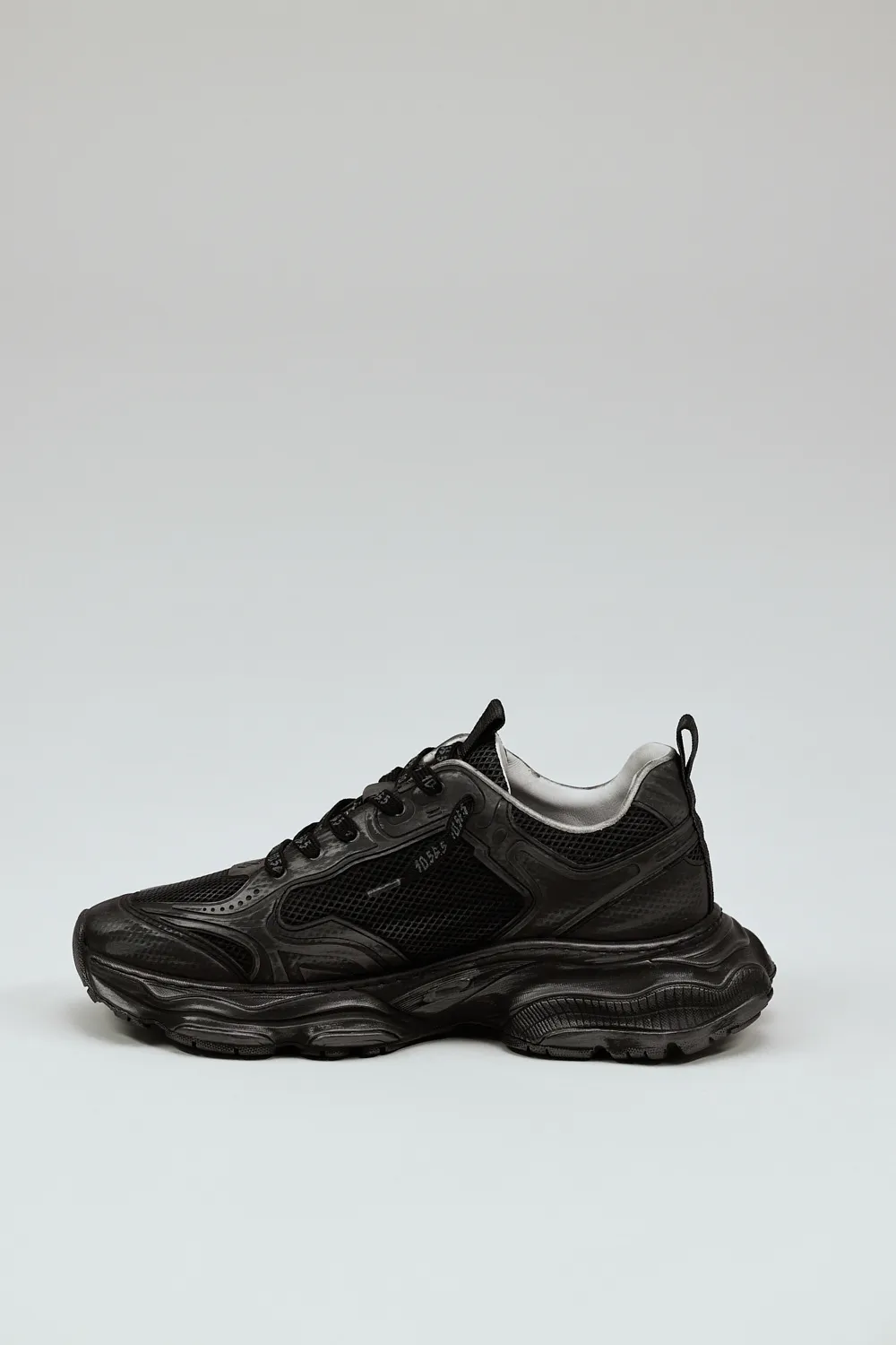 RUBBER (2)