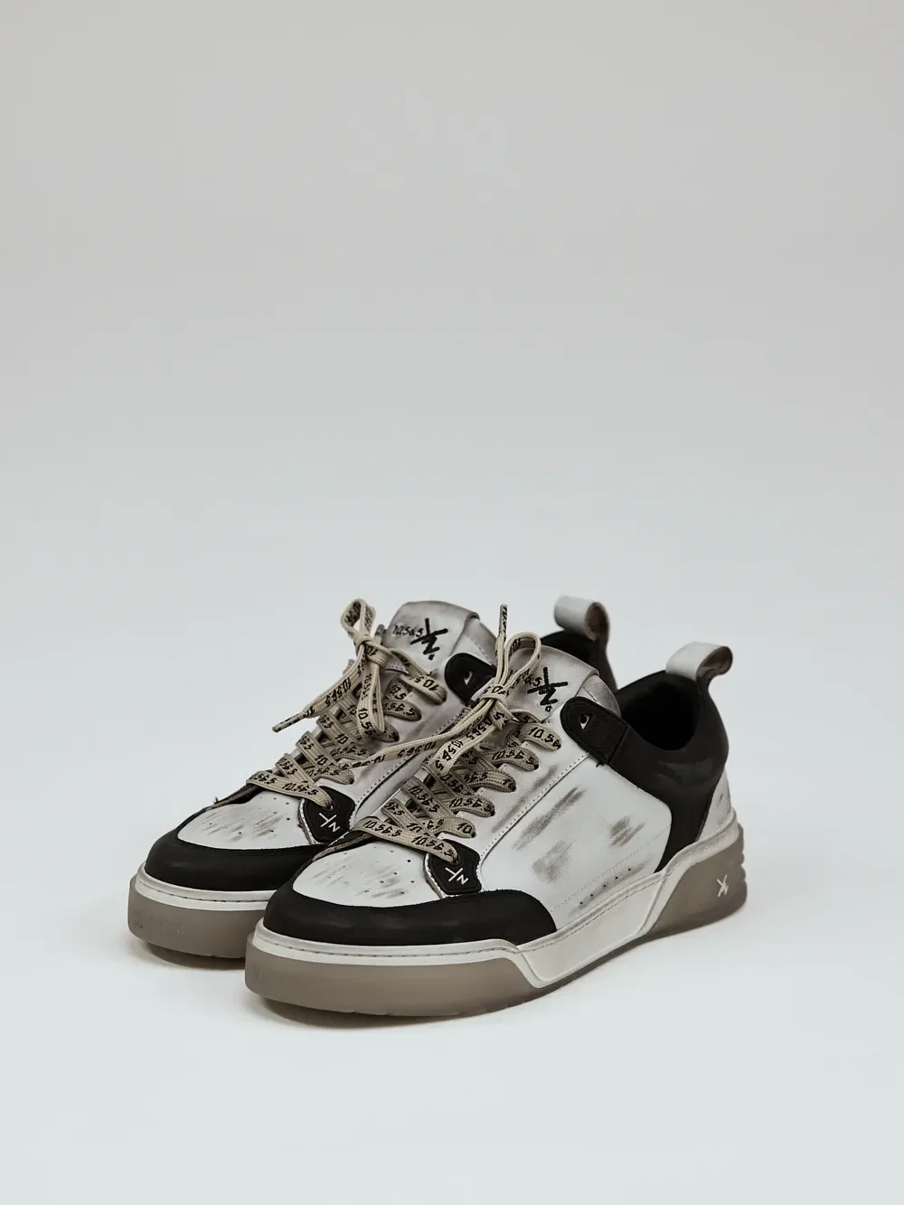 WASH BASIC SHOES Y.N