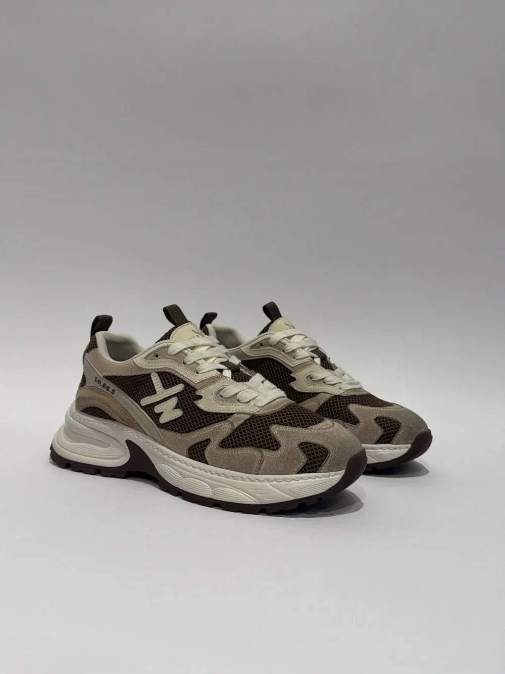 RUNNER SUEDE