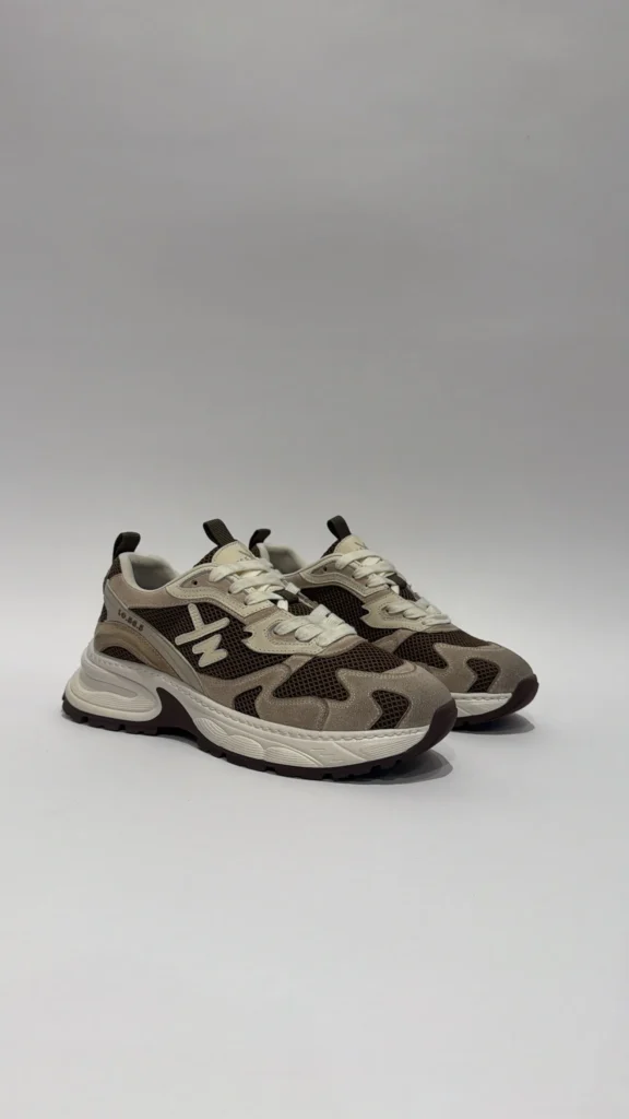 RUNNER SUEDE
