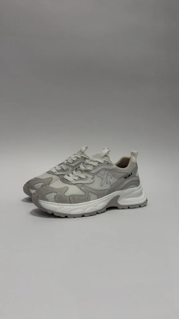 RUNNER SUEDE