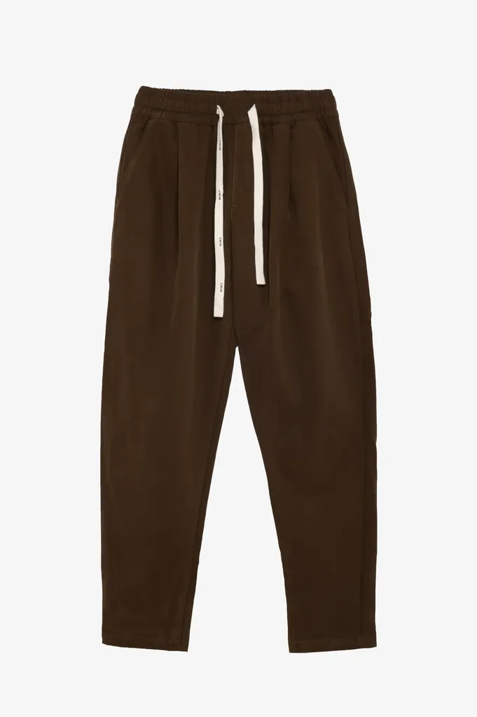 DAVID & G P0111 BROWN