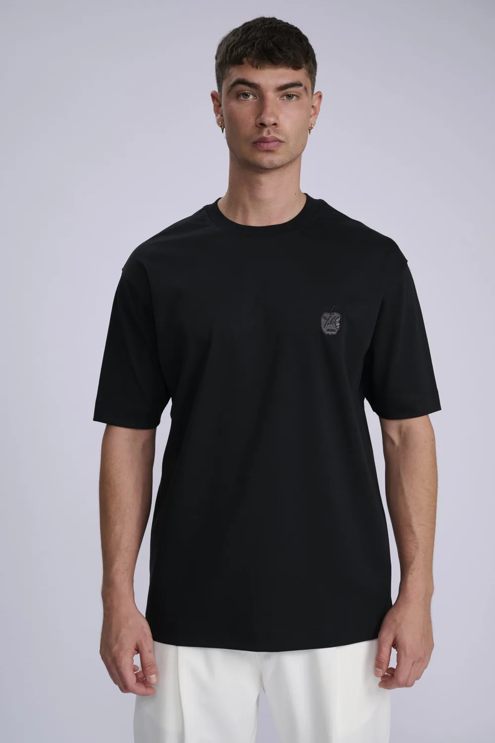 REGULAR FIT APPLE EMBROIDERED TEE MER T261190